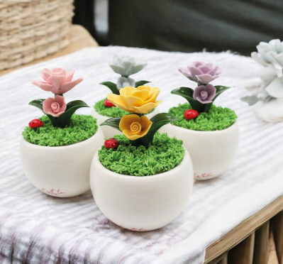 Piantina Estate con Coccinella Portafortuna – Ceramica Artigianale